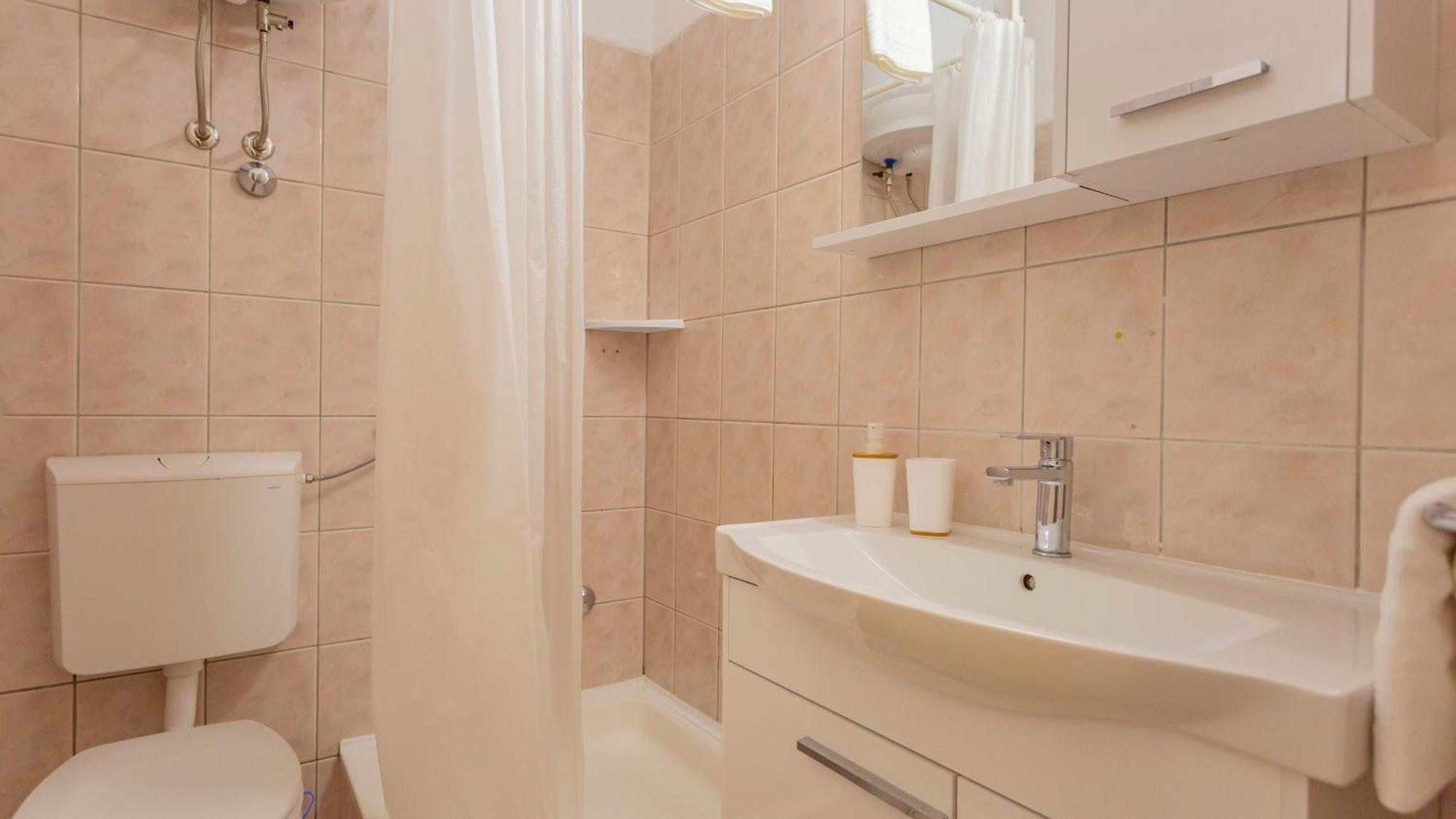 Baska Voda Apartments - Steps From The Beach, Free Parking, Central Location ภายนอก รูปภาพ